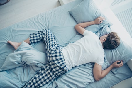 harde matras bij buiklig