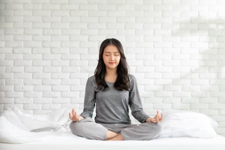 yoga ademhalingsoefeningen voor een betere slaap
