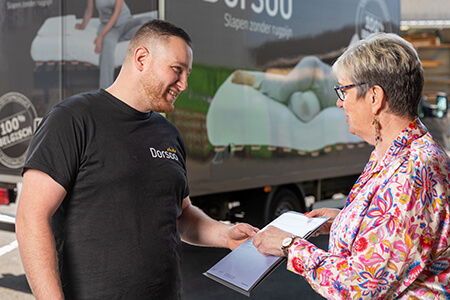 Dorsoo medewerker levering en installatie Lode