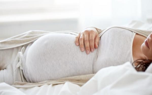 Zwanger en slecht slapen? Ontdek 5 tips voor een wakkere zwangerschap.
