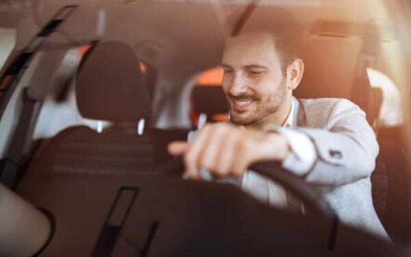 Een goede zithouding in de auto I Goed